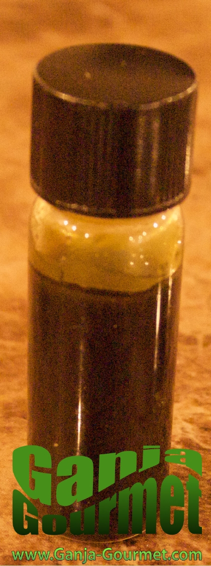 GanjaGourmetHashOilAlcoholExtractRomulianChemo01id